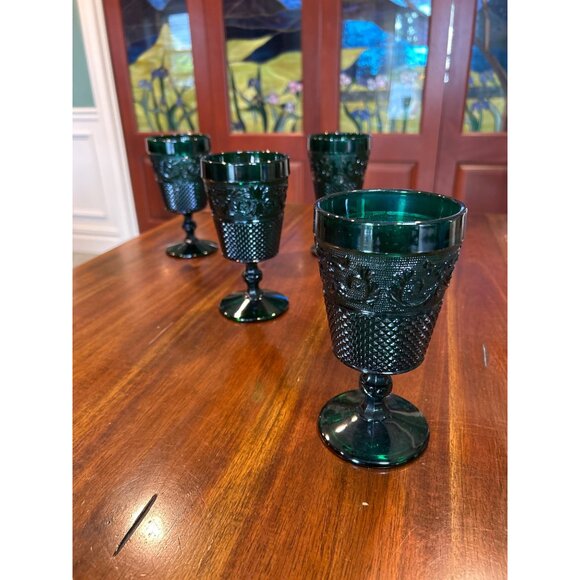 Johnson Brothers Green Glass Water Goblets. - Picture 8 of 8